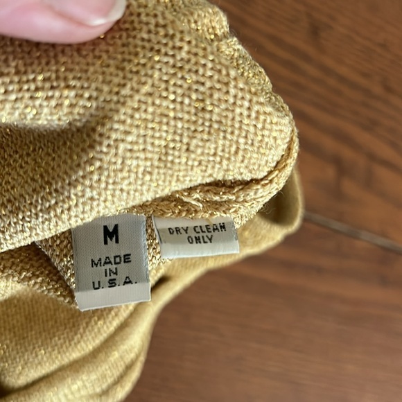 St. John gold tank top - Picture 7 of 7